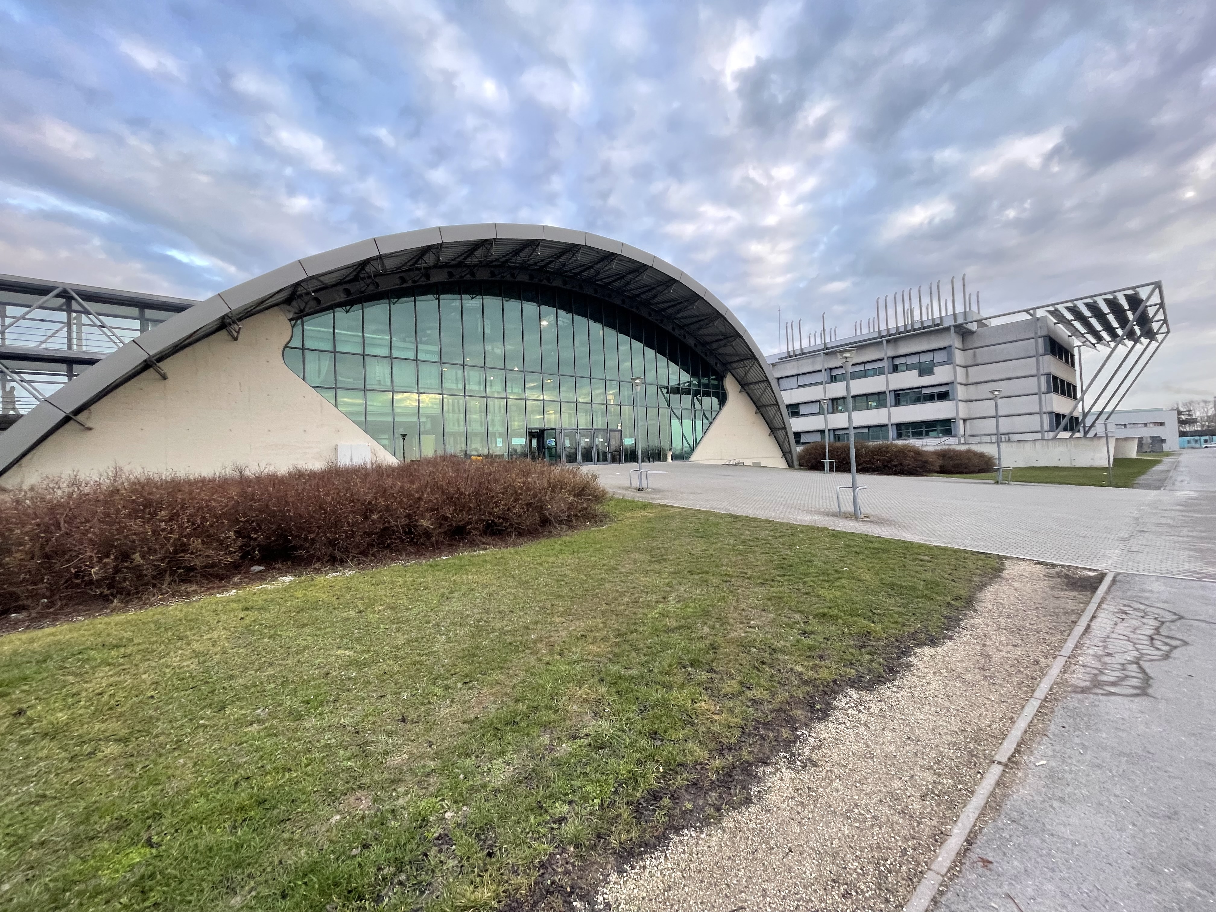 Building in Reims Campus