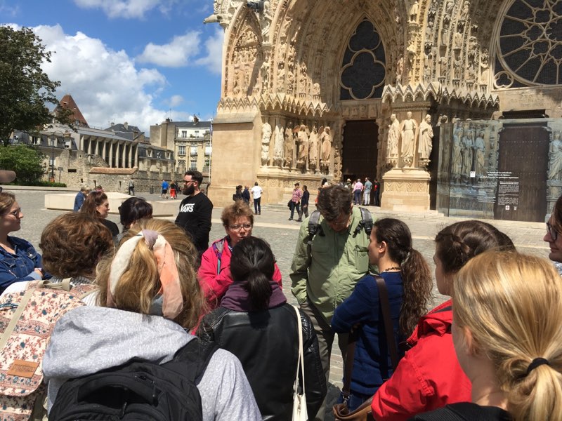 Group of students in front of the cathedral