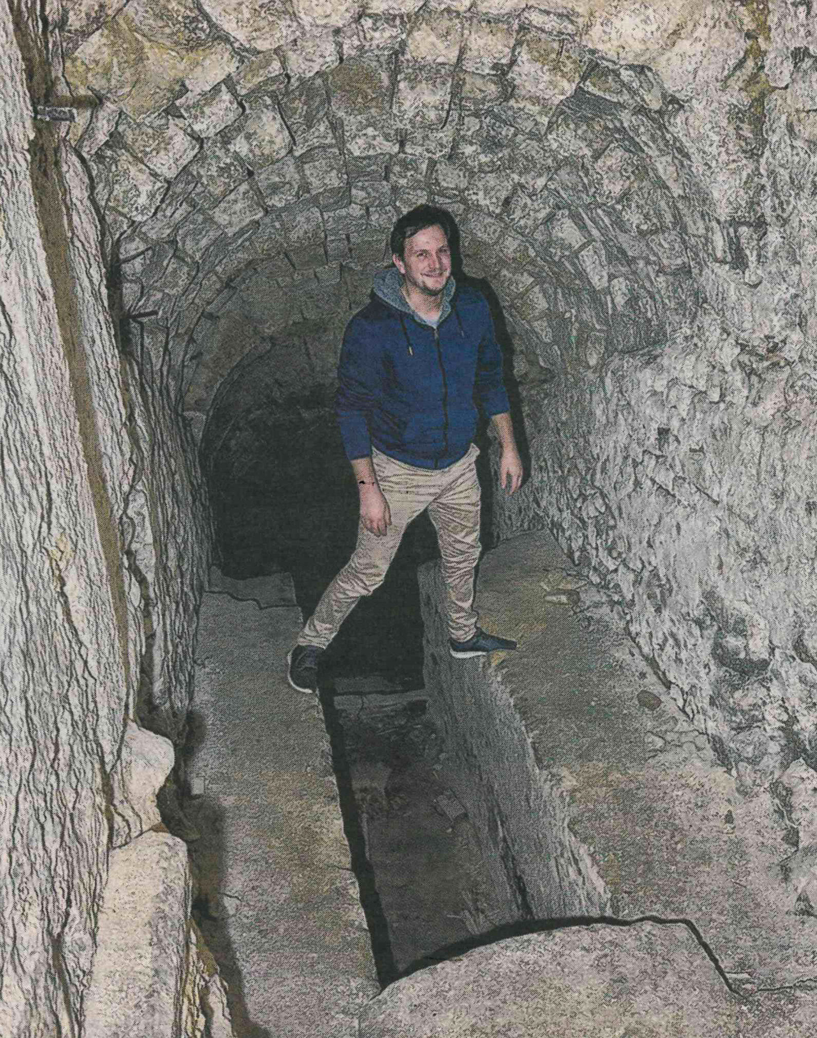 Etienne DELVIENNE dans les souterrains de Saint-Remi