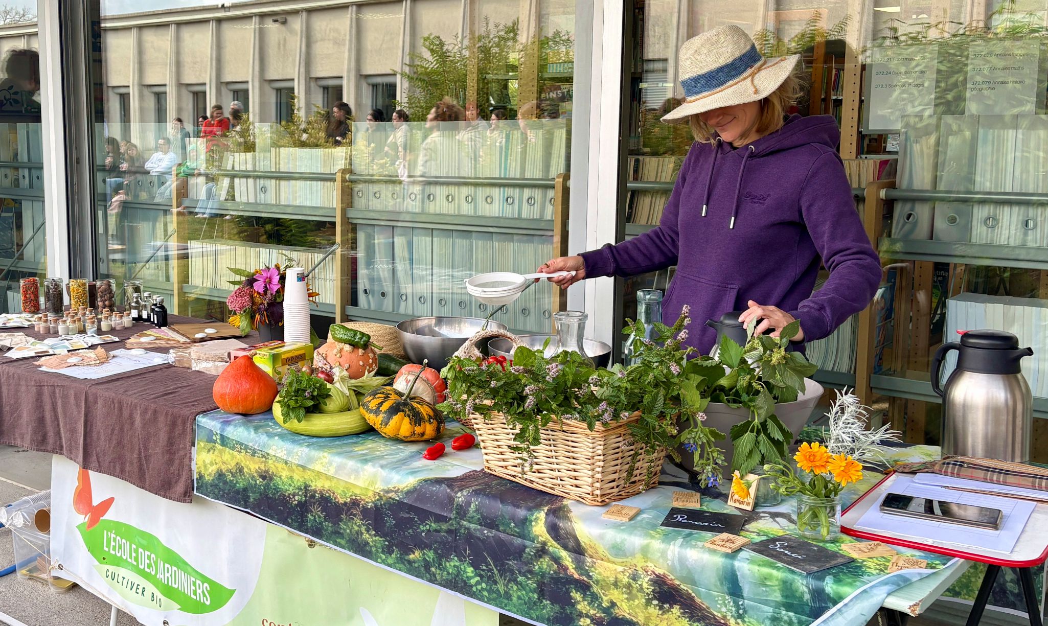 Ateliers jardin de l'Inspé animés par l'École des jardiniers à l'occasion de la semaine du développement durable