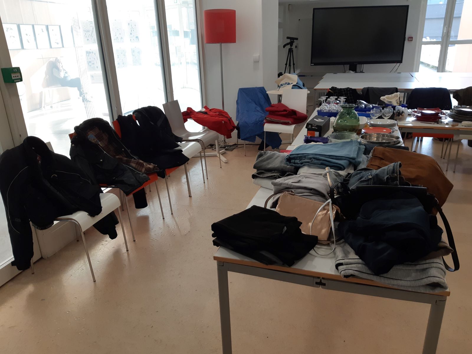 Bilan des gratiferias et du vide-dressing solidaire à l'URCA