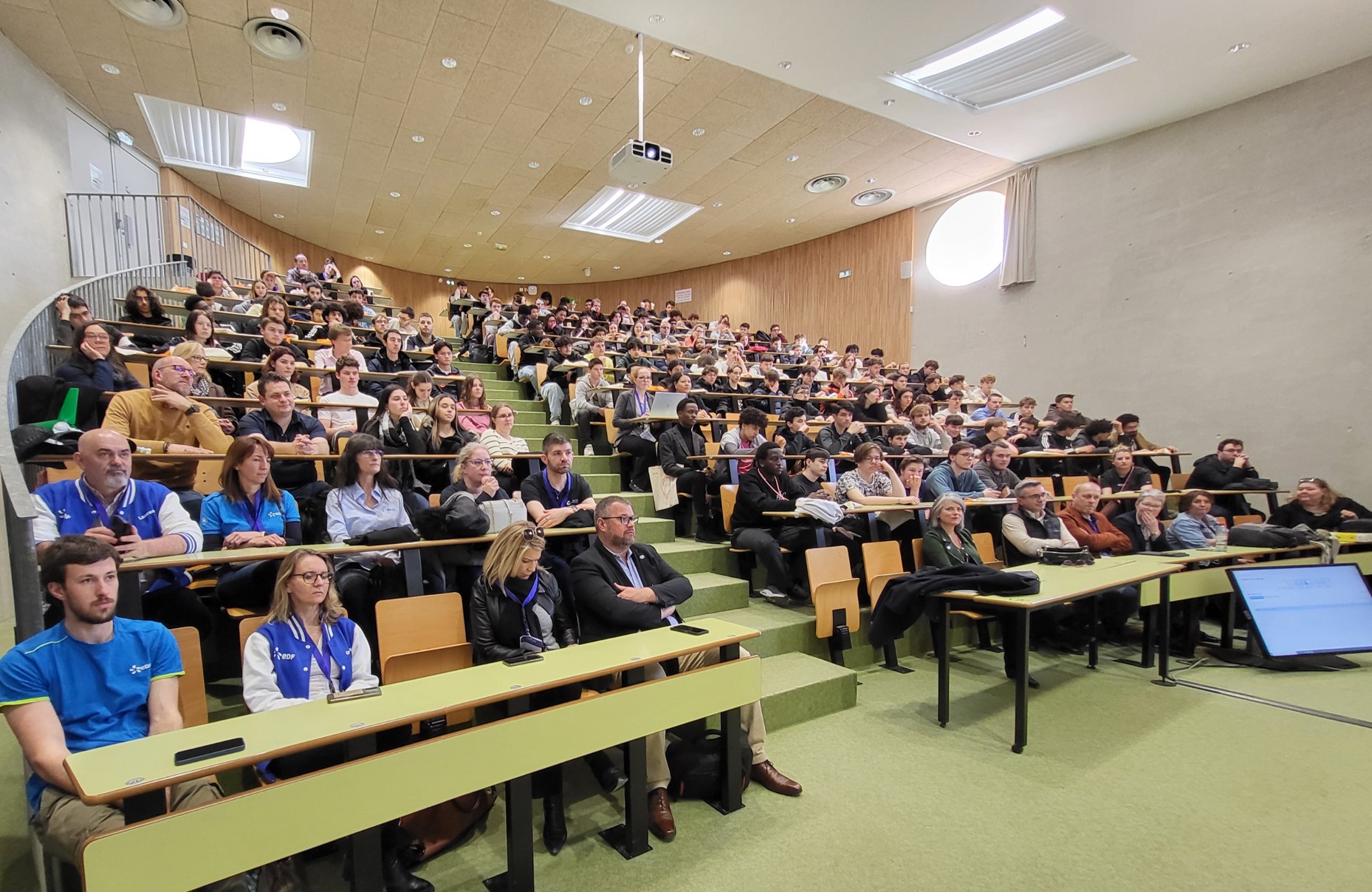 Journée « Futur éclairé » : des lycéens à la découverte des formations et des métiers de l’énergie
