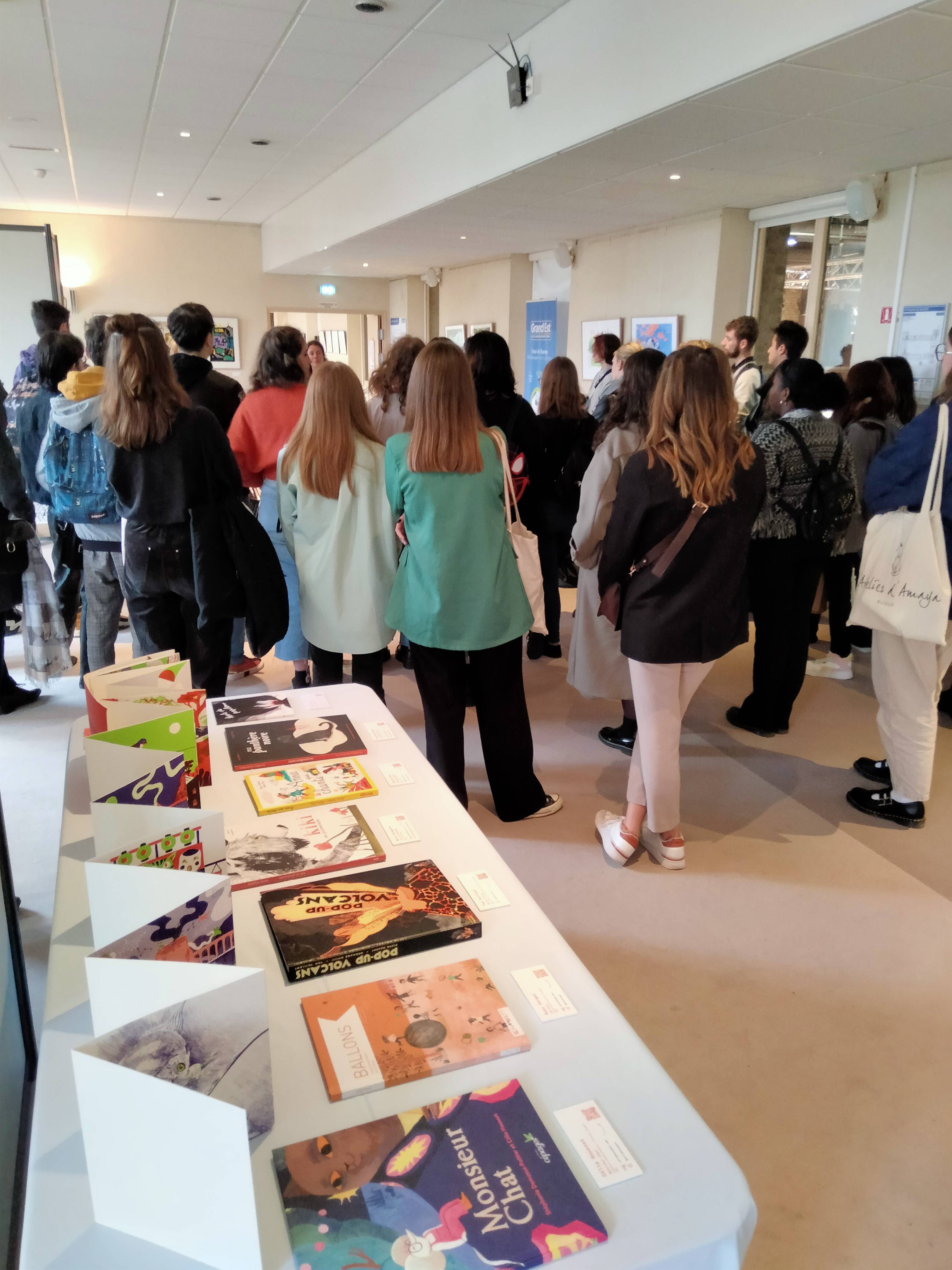 salon du livre(jpg, 870ko)