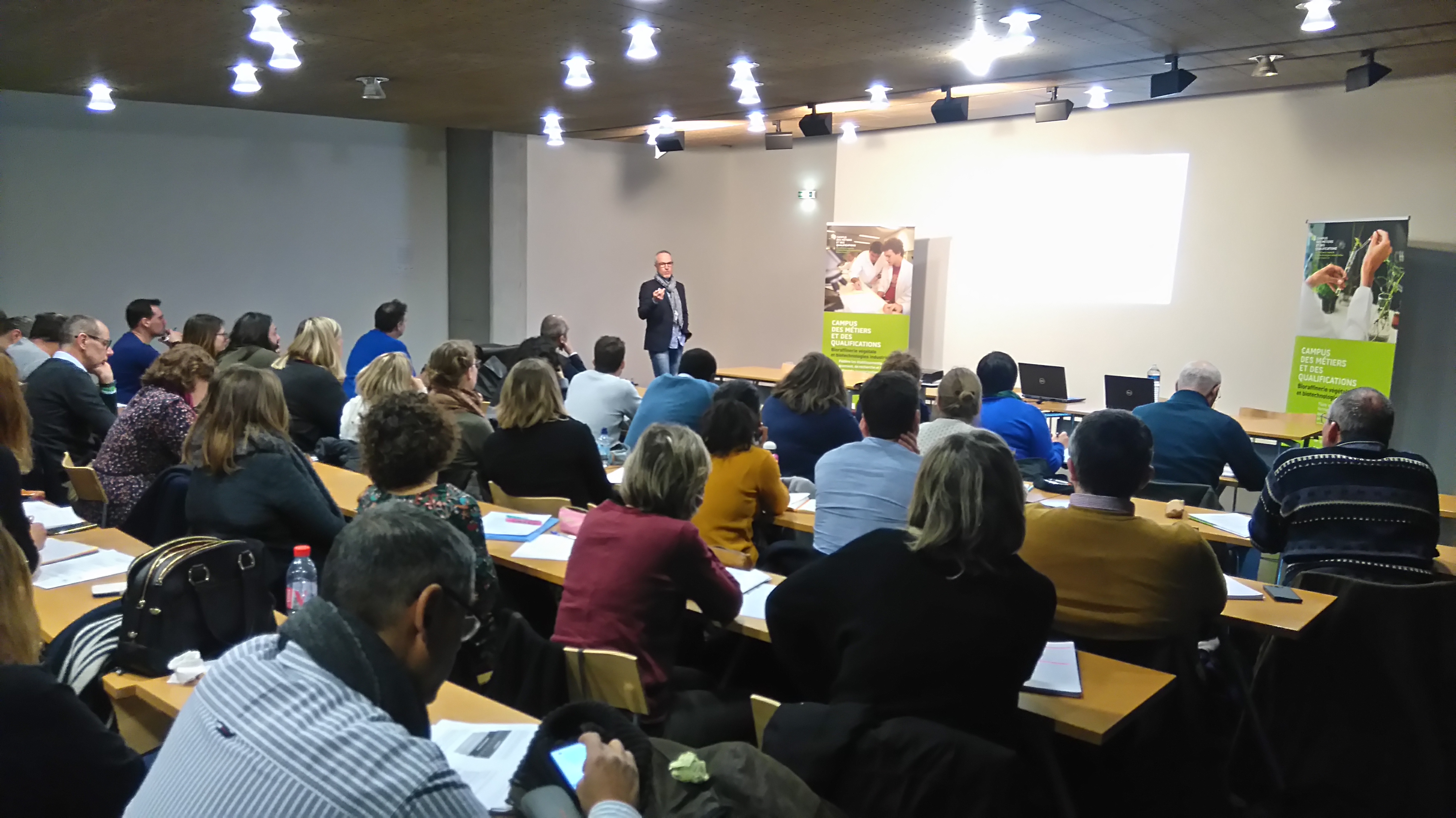 Photo de la formation des enseignants du secondaire