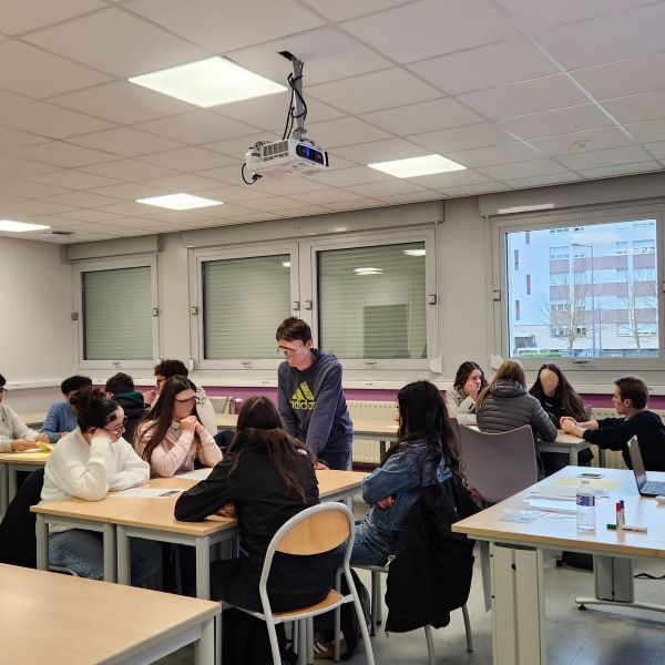 élèves en classe