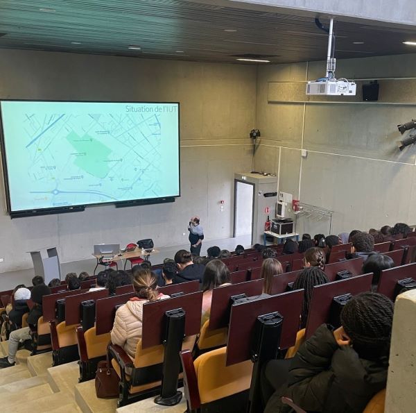 Elèves en amphi